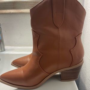 Western bootie size 9